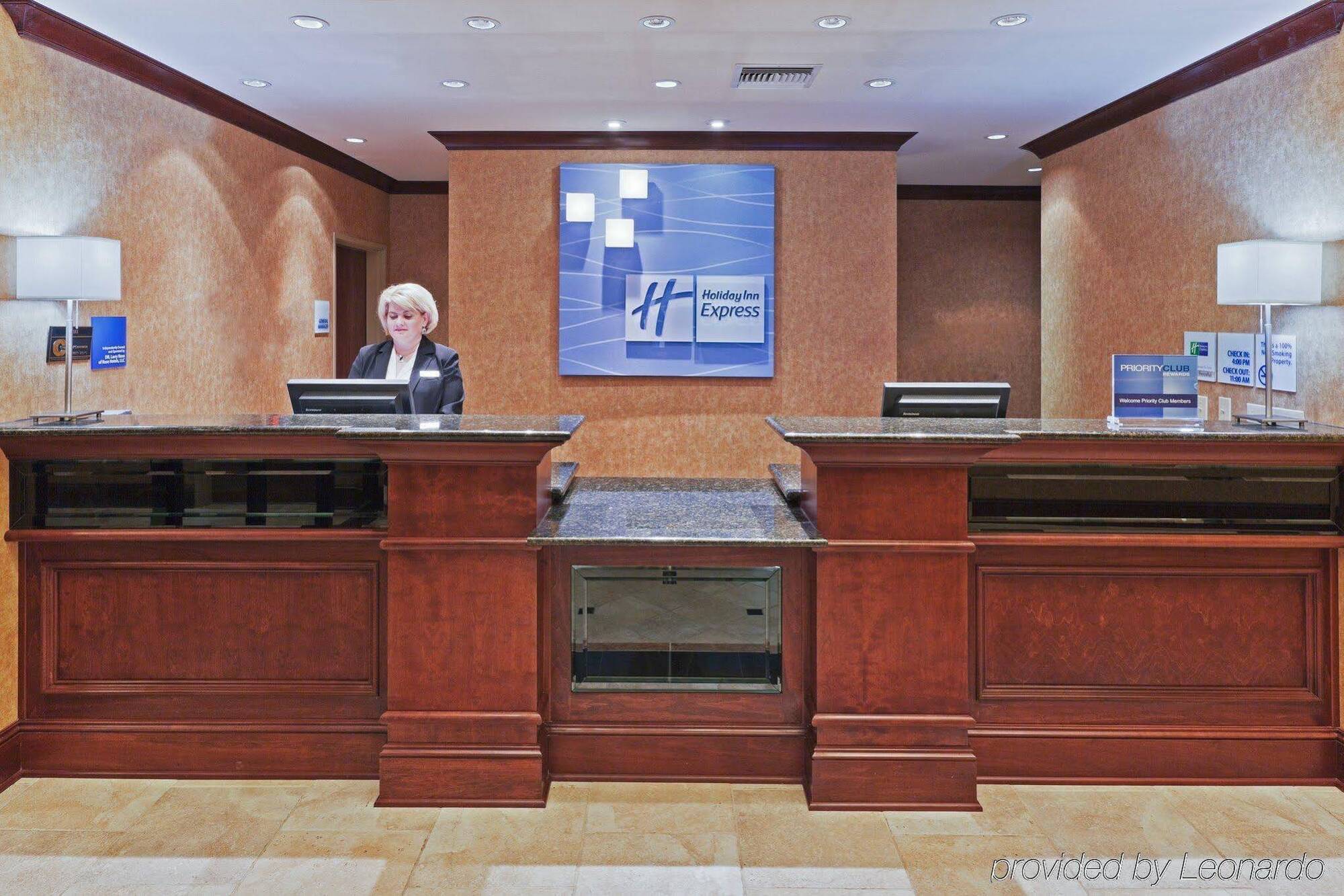 Holiday Inn Express & Suites Poteau By Ihg Εξωτερικό φωτογραφία